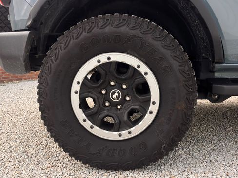 Certified 2023 Ford Bronco Big Bend w/ Sasquatch Package image 13