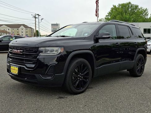 Used 2023 GMC Acadia SLE w/ Driver Convenience Package AWD/4WD image 3