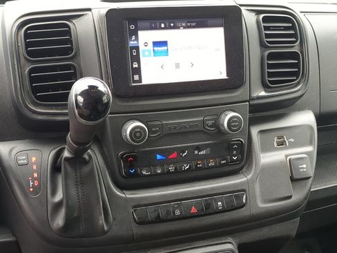 Used 2025 RAM ProMaster 2500 w/ Convenience Group FWD image 25