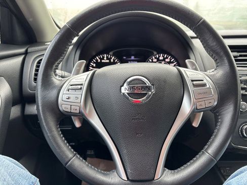 Used 2017 Nissan Altima 2.5 SR image 12