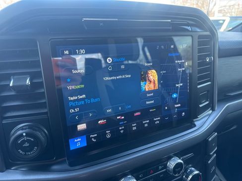 Used 2025 Ford F150 XLT w/ Equipment Group 302A MID image 37