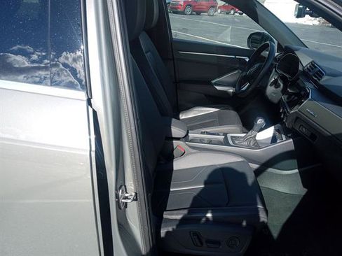 Used 2023 Audi Q3 2.0T Premium image 26