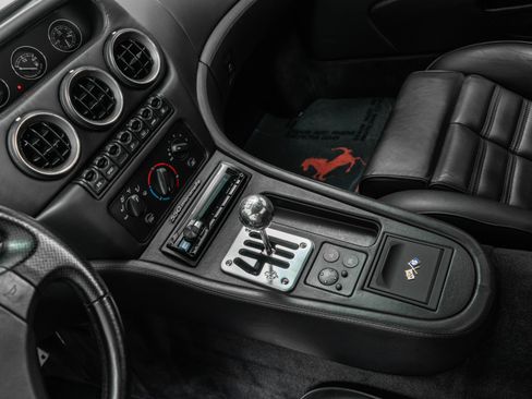 Used 1998 Ferrari 550 Maranello Coupe RWD image 26