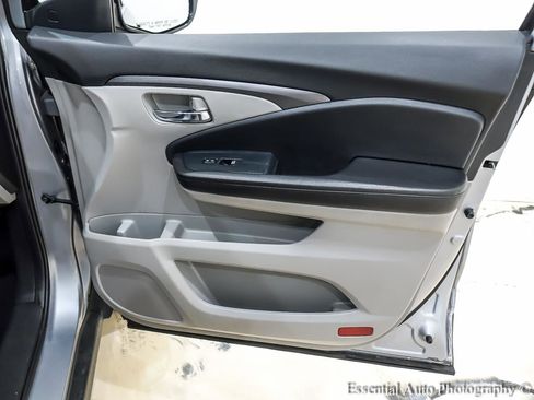 Used 2022 Honda Pilot Special Edition image 32