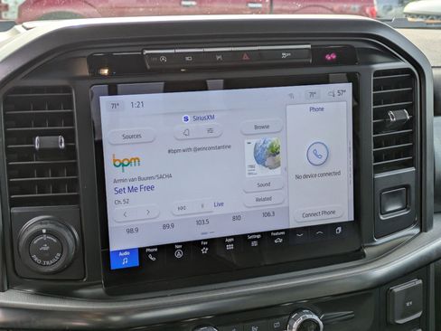 Used 2024 Ford F150 Lariat image 22