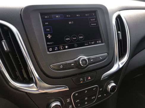 Used 2024 Chevrolet Equinox LT AWD/4WD image 18