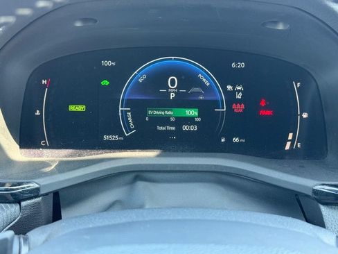 Certified 2025 Toyota Camry SE FWD image 27
