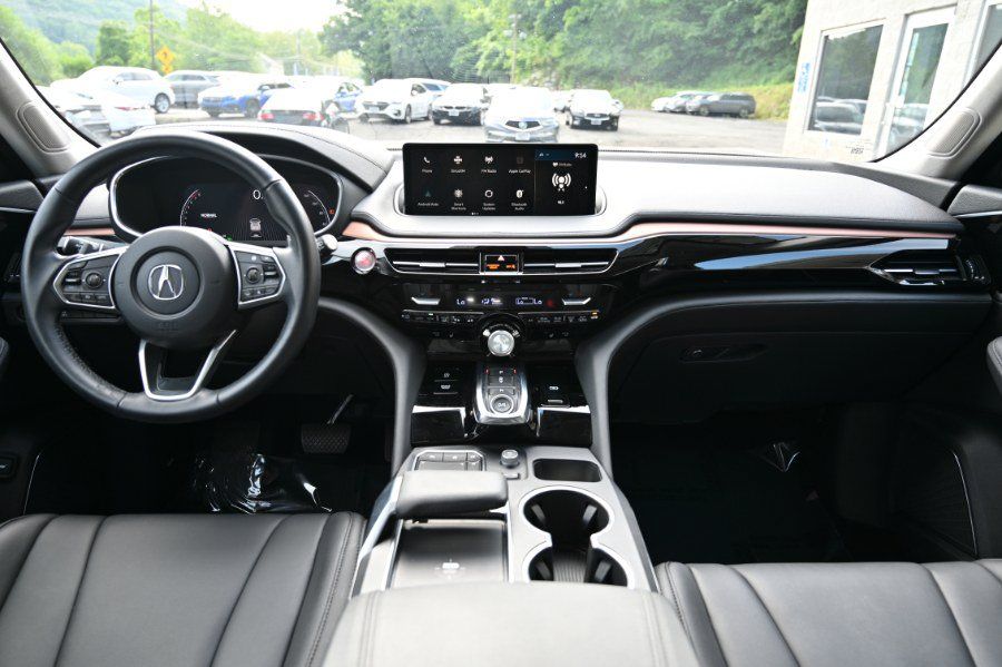Used 2022 Acura MDX SH-AWD image 13