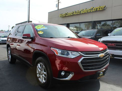 Used 2020 Chevrolet Traverse LT w/ Driver Confidence II Package AWD/4WD image 8