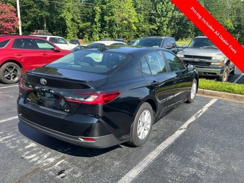 Used 2026 Toyota Camry LE w/ Convenience Package FWD image 5