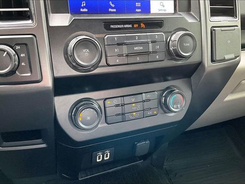 Used 2020 Ford F150 XLT AWD/4WD image 30