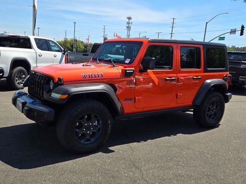 Used 2023 Jeep Wrangler Unlimited w/ Cold Weather Group AWD/4WD image 7