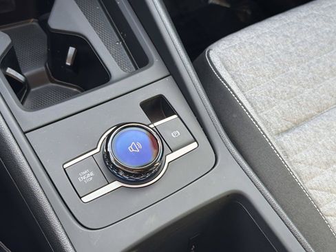 Certified 2026 Volkswagen Tiguan S FWD image 25