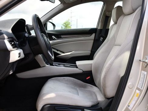 Used 2020 Honda Accord LX image 17