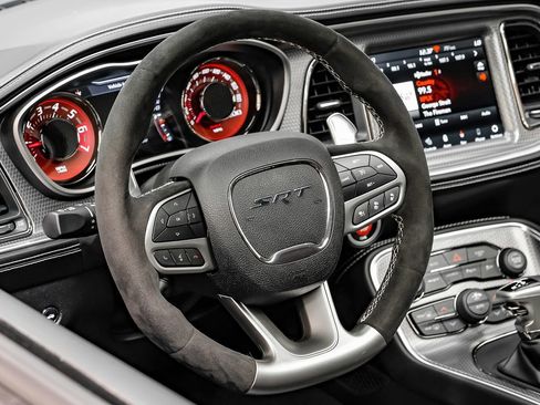 Used 2023 Dodge Challenger SRT Hellcat image 12