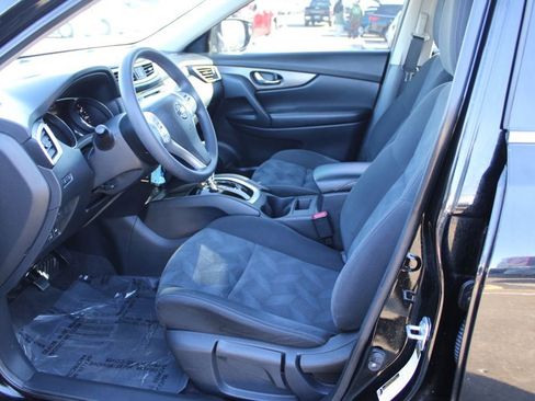 Used 2015 Nissan Rogue S image 14