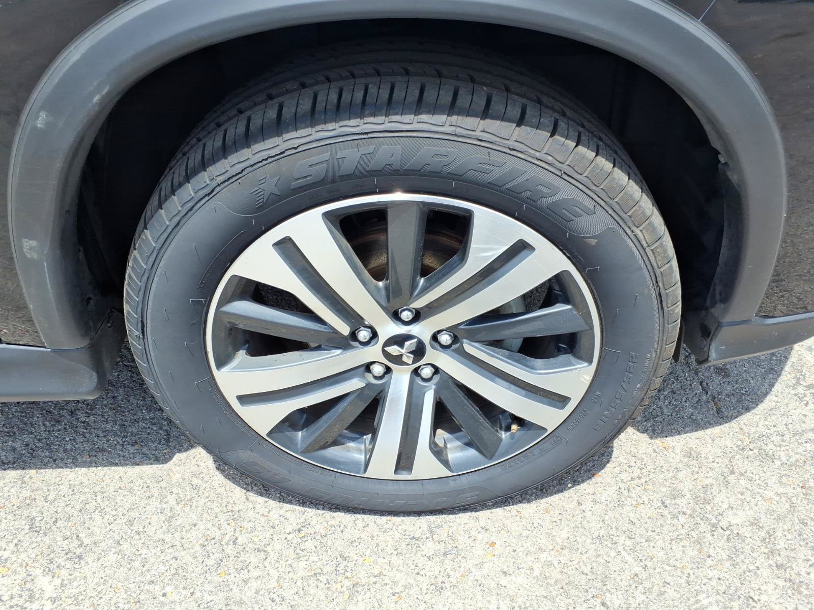 Used 2024 Mitsubishi Outlander Sport ES AWD/4WD image 7