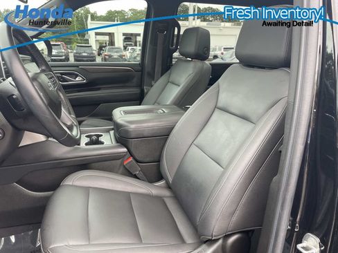 Used 2023 Chevrolet Suburban Z71 w/ Luxury Package AWD/4WD image 26