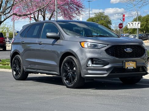 Certified 2022 Ford Edge ST-Line image 9