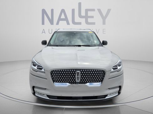 Used 2020 Lincoln Aviator Reserve w/ Equipment Group 202A AWD/4WD image 7