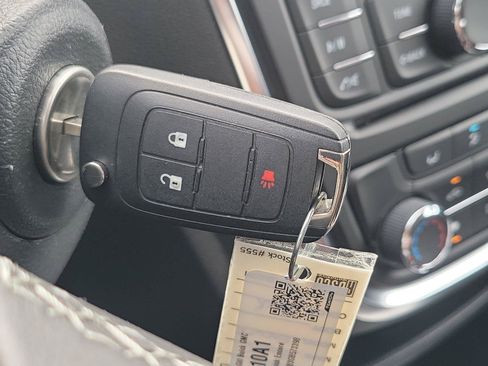 Used 2016 Buick Encore FWD image 33