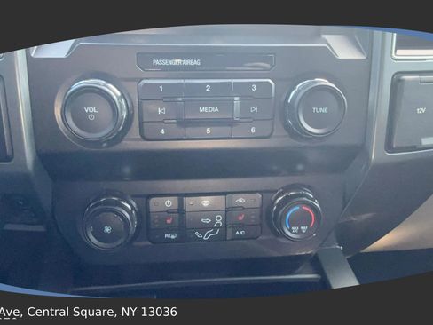 Used 2019 Ford F350 XLT w/ XLT Premium Package image 6