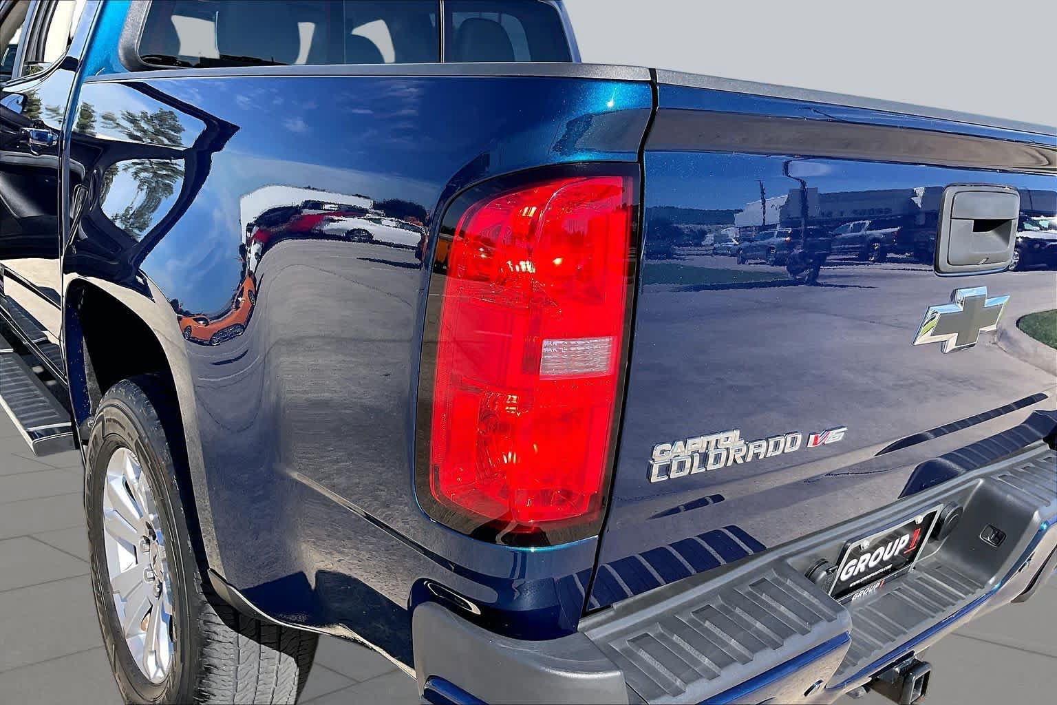 Used 2020 Chevrolet Colorado LT w/ Luxury Package RWD image 27