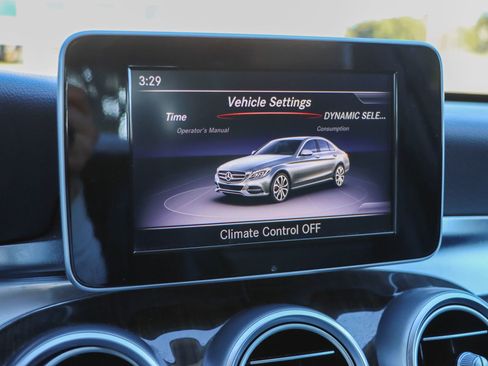 Used 2018 Mercedes-Benz C 300 4MATIC Sedan image 44