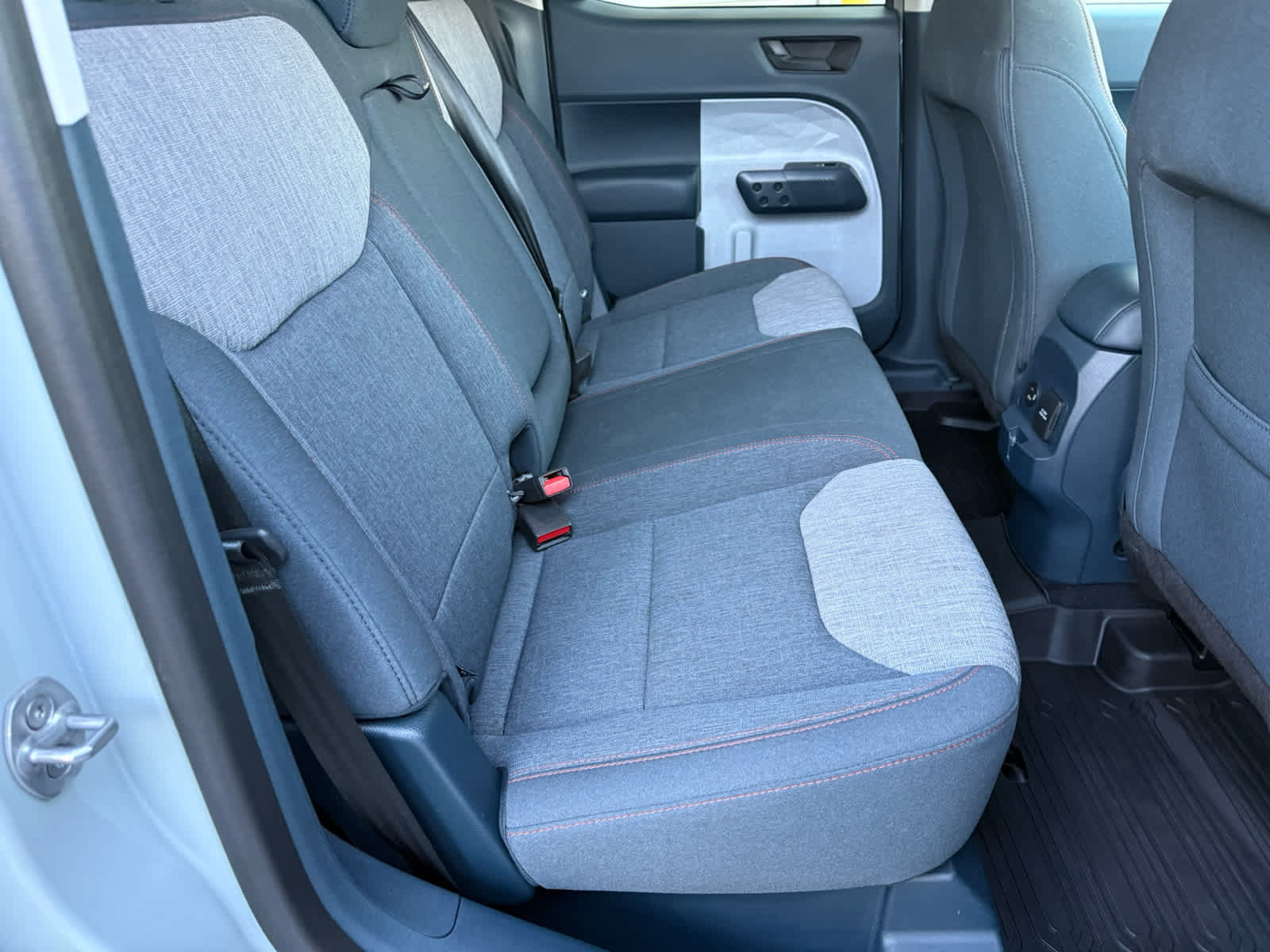 Used 2022 Ford Maverick XLT w/ XLT Luxury Package FWD image 6