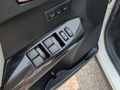 Used 2017 Toyota RAV4 Limited w/ Advanced Technology Package AWD/4WD image 25