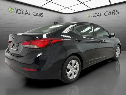 Used 2016 Hyundai Elantra SE FWD image 5