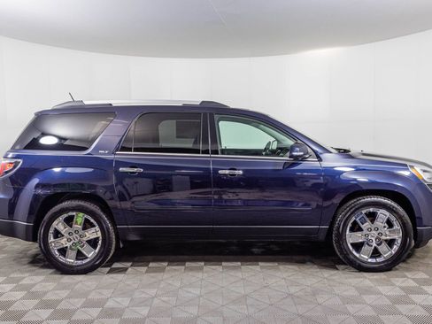 Used 2017 GMC Acadia Limited SLT image 16