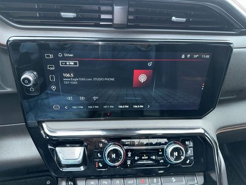 Used 2023 GMC Sierra 1500 AT4 w/ Technology Package image 40