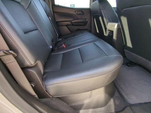 Used 2026 Chevrolet Colorado Trail Boss w/ Midnight Edition image 21