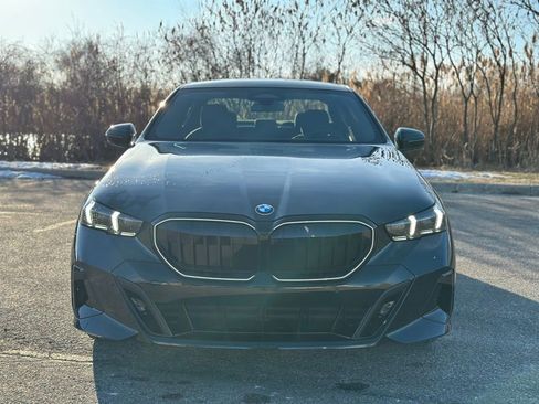 New 2026 BMW 530i xDrive w/ M Sport Package image 2