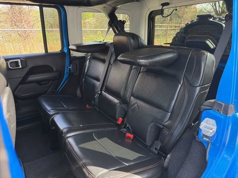 Used 2021 Jeep Wrangler Unlimited Rubicon 392 AWD/4WD image 15