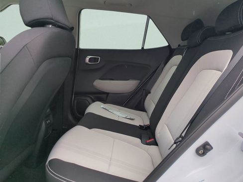 New 2026 Hyundai Venue SEL FWD image 13