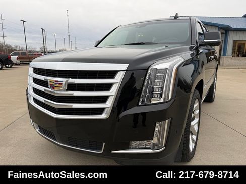 Used 2018 Cadillac Escalade Premium Luxury image 2