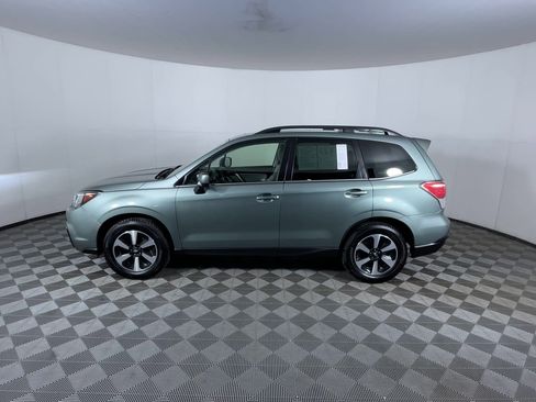 Used 2018 Subaru Forester 2.5i Limited image 5