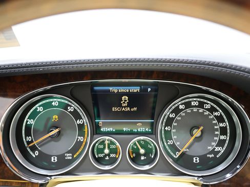 Used 2015 Bentley Flying Spur V8 AWD/4WD image 29