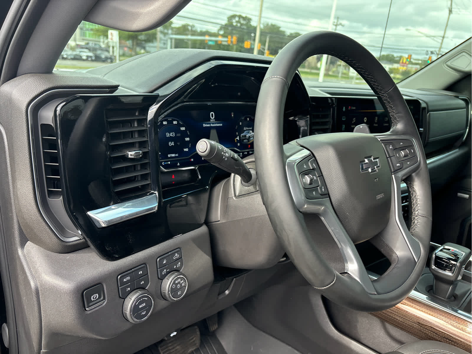 Certified 2025 Chevrolet Silverado 1500 LT Trail Boss w/ LT Trail Boss Premium Package AWD/4WD image 9