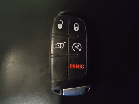 Used 2020 Jeep Grand Cherokee Limited w/ Trailer Tow Group IV image 32