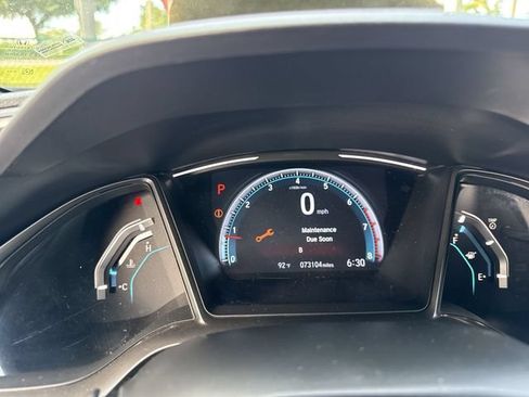 Used 2020 Honda Civic EX image 15