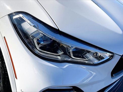 Used 2021 BMW X5 M50i w/ Executive Package image 29