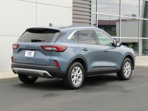 Used 2024 Ford Escape Active AWD/4WD image 7