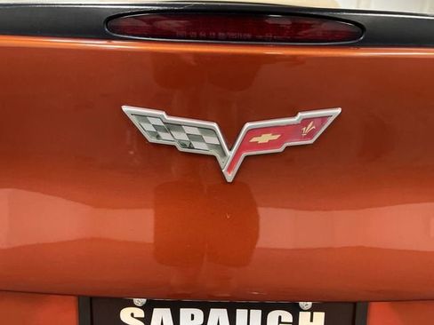 Used 2006 Chevrolet Corvette Convertible w/ Preferred Equipment Group RWD image 26