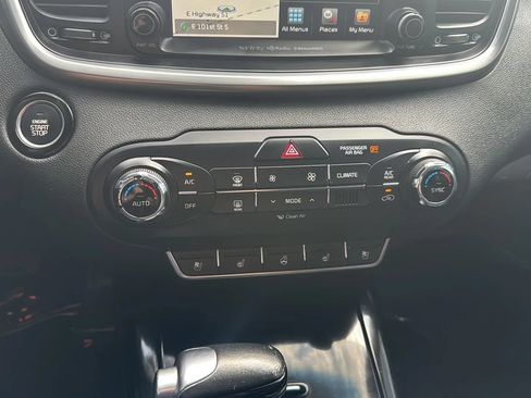 Used 2017 Kia Sorento SX FWD image 23