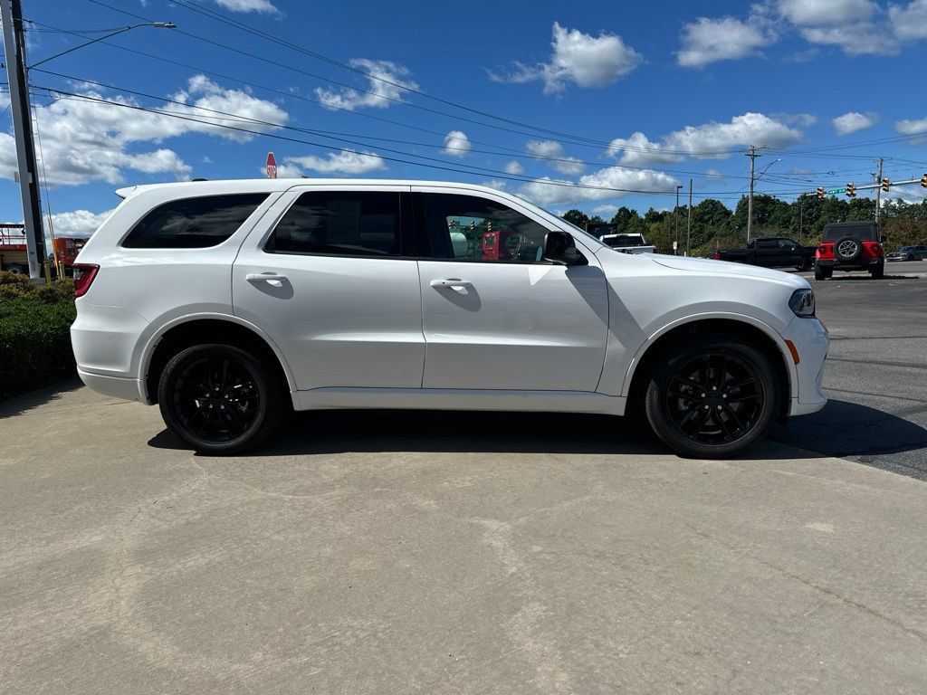 Used 2025 Dodge Durango GT AWD/4WD image 4