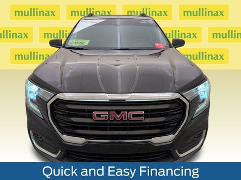 Used 2022 GMC Terrain SLE w/ Driver Convenience Package image 14