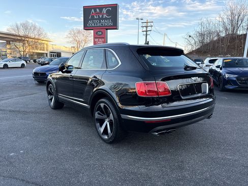 Used 2019 Bentley Bentayga image 10